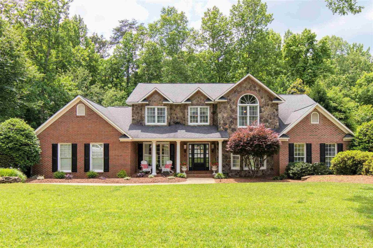 500 Little Farm Dr
