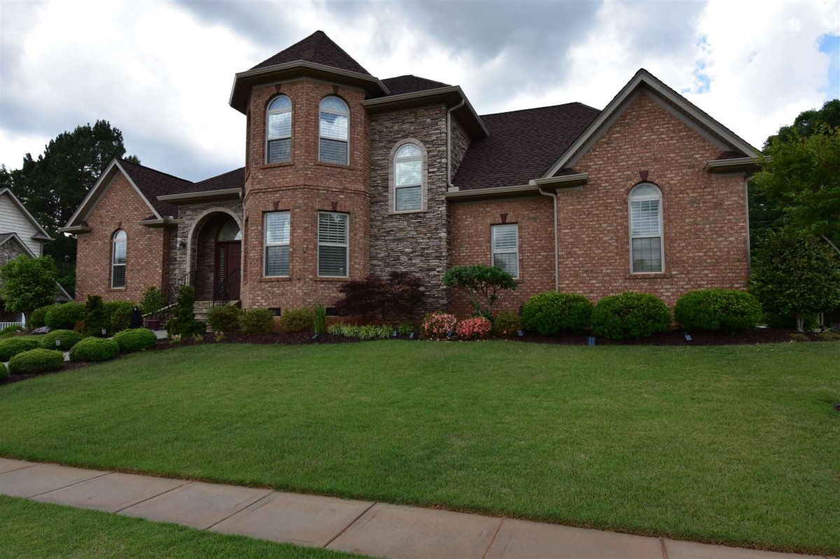 106 Paisley Promenade