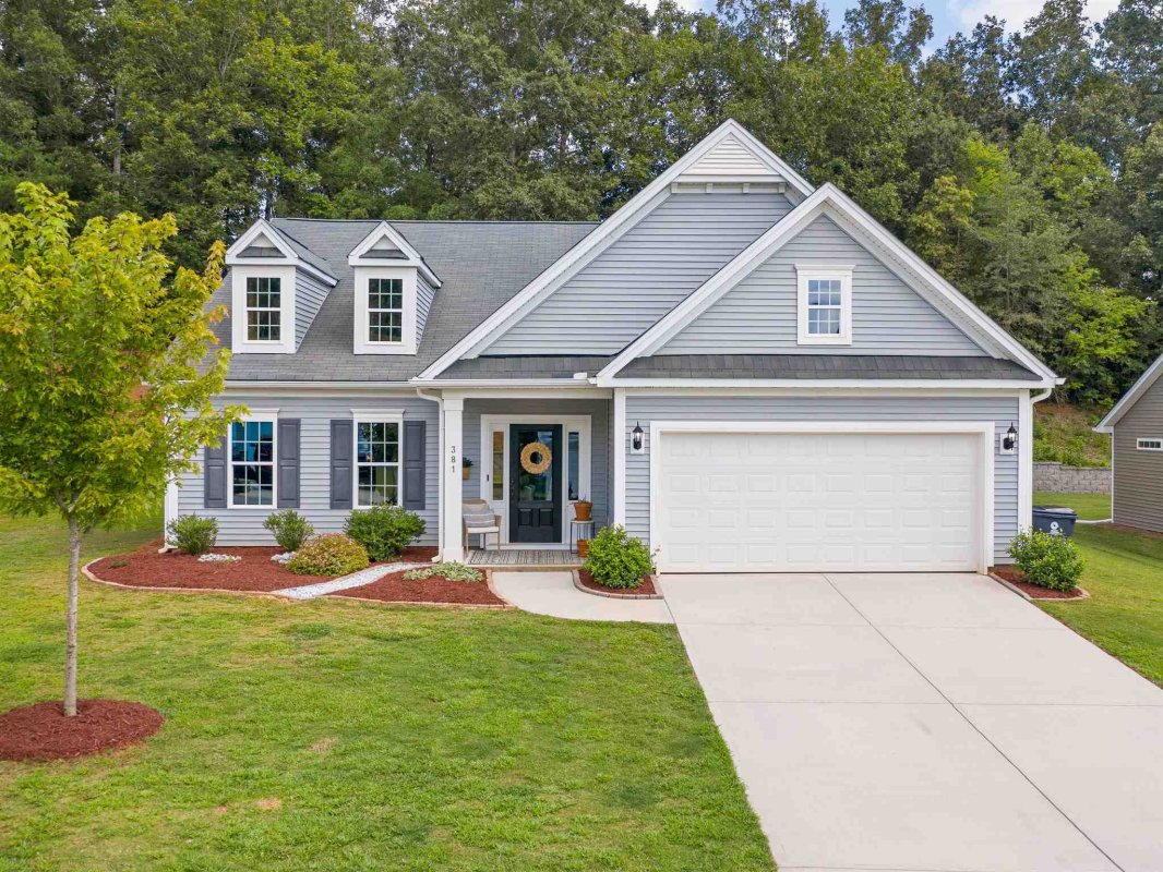 381 Kelly Farm Rd