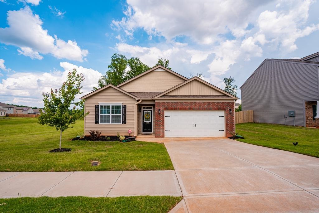 554 Friar Park Ln