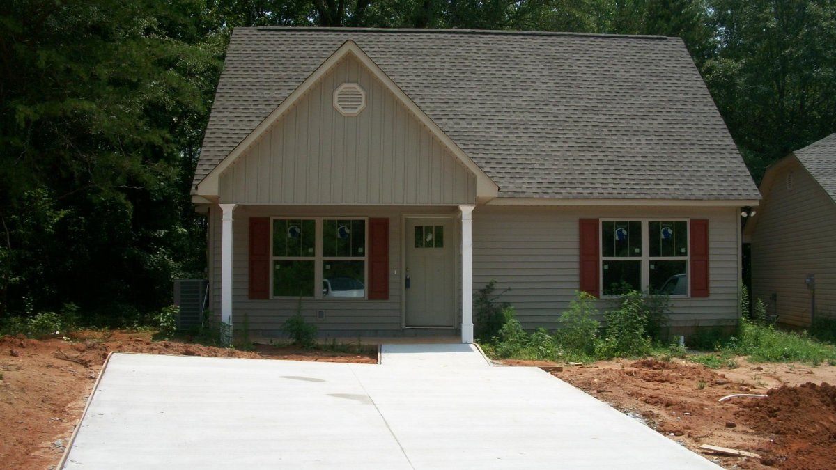 433 Bishop Hicks Ct