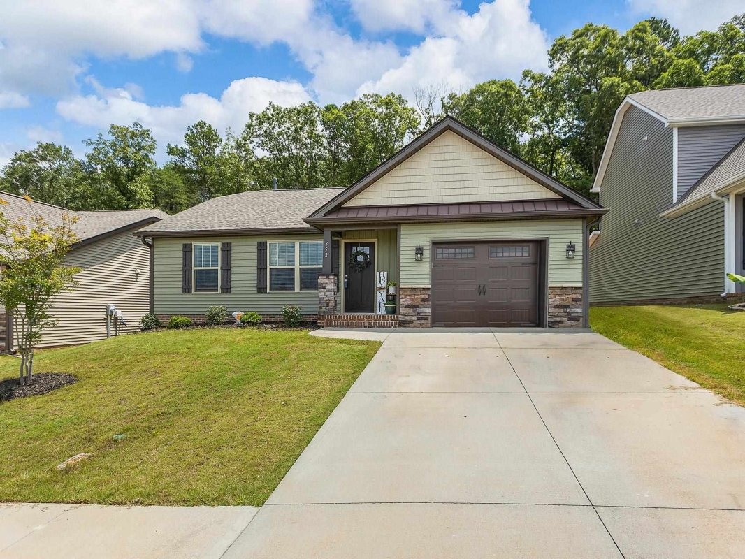 352 Greymark Lane