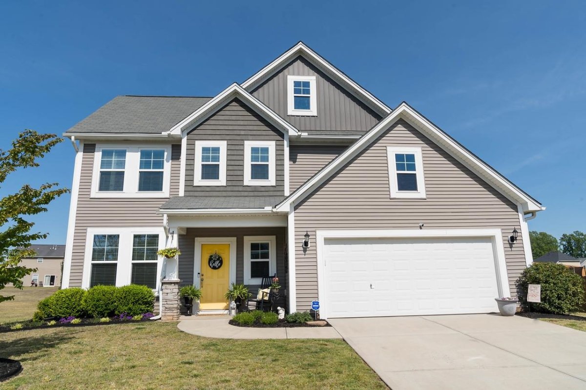 236 Castleton Circle