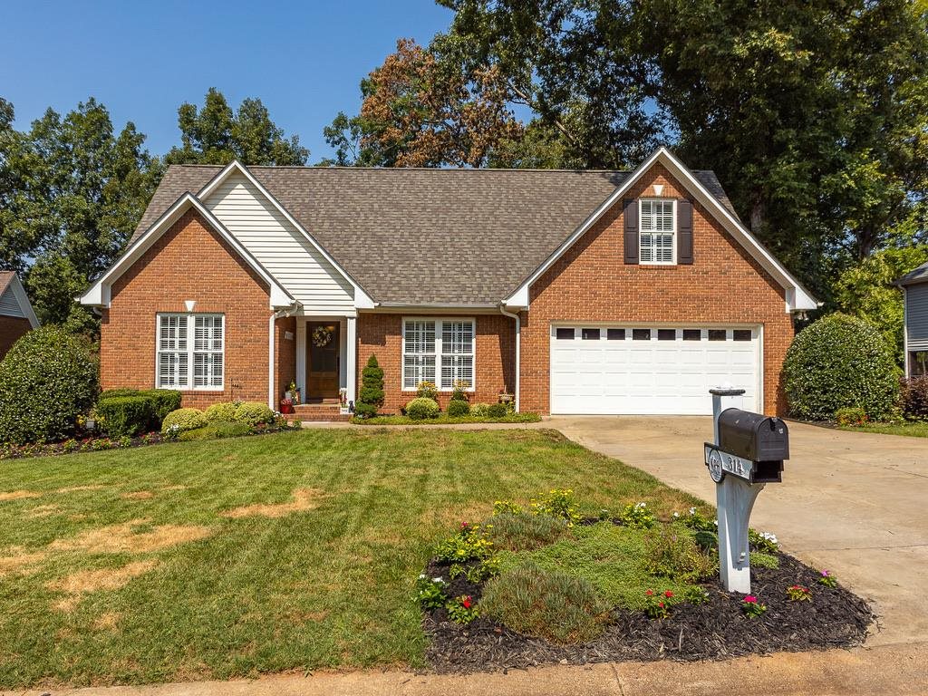 314 Oleander Ln