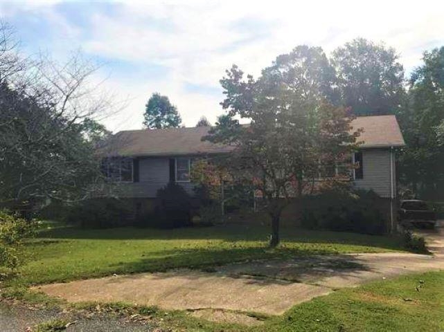 102 Rockwood Dr.