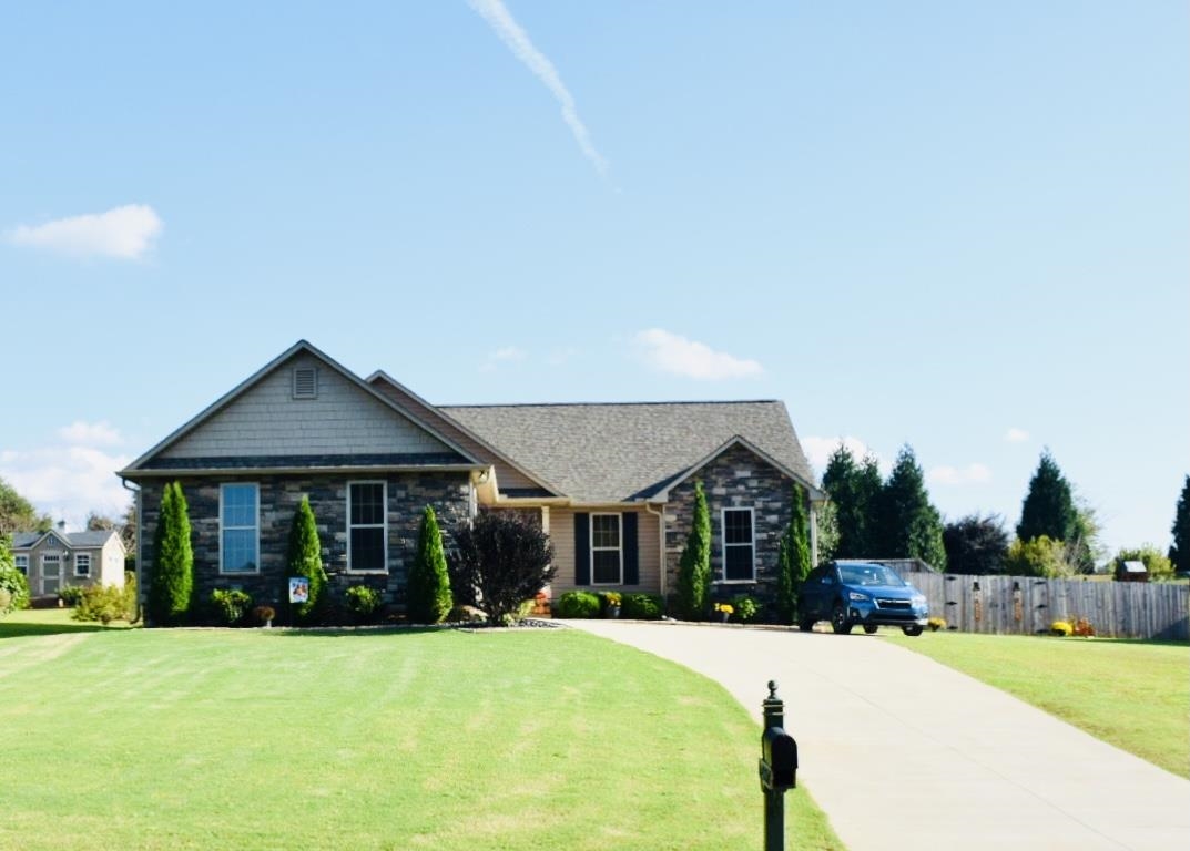 307 Cliffrose Ct.