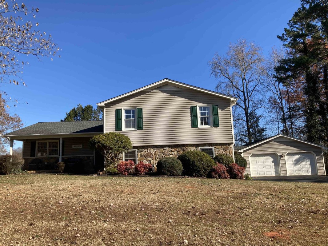 110 Ridgewood Drive