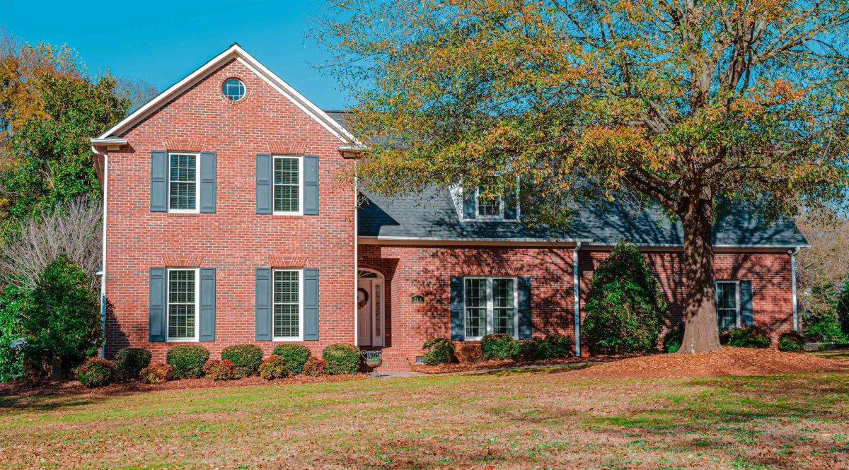 211 Blackberry Lane