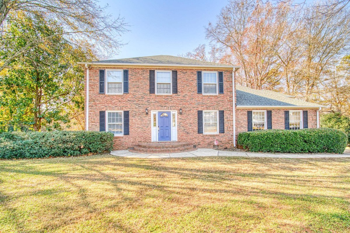 815 Shoresbrook Drive