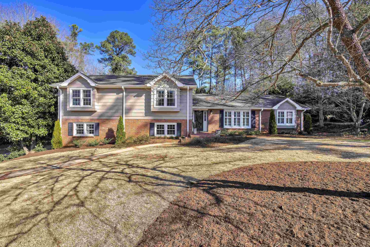 512 Maverick Circle