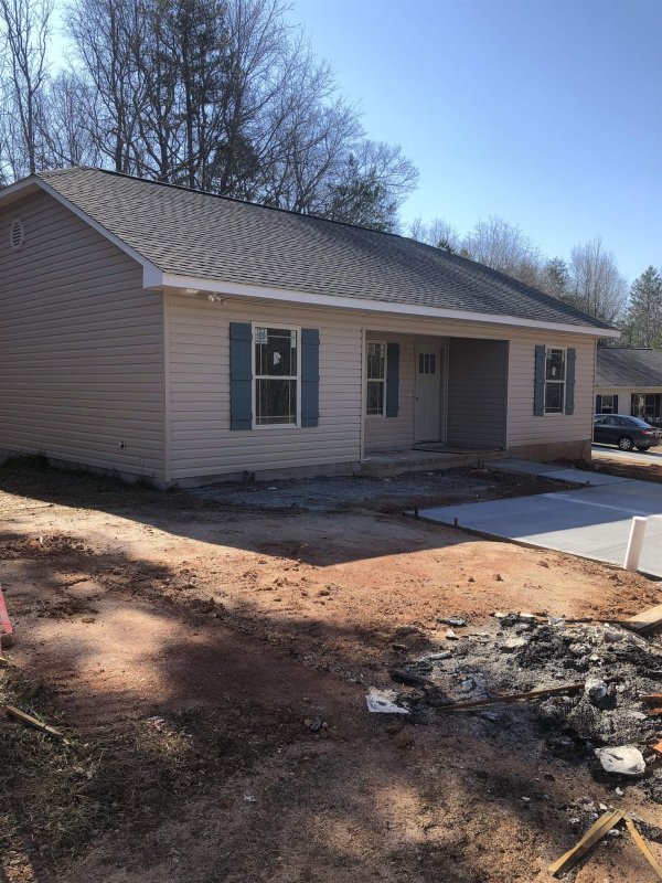 429 Bishop Hicks Ct