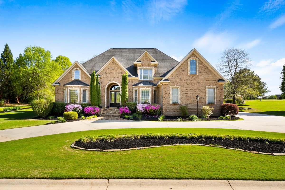 653 Driftwood Drive