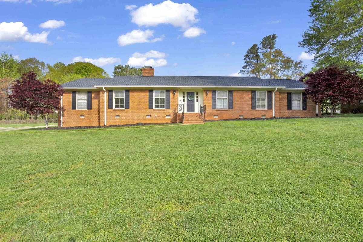 261 Lake Forest Drive
