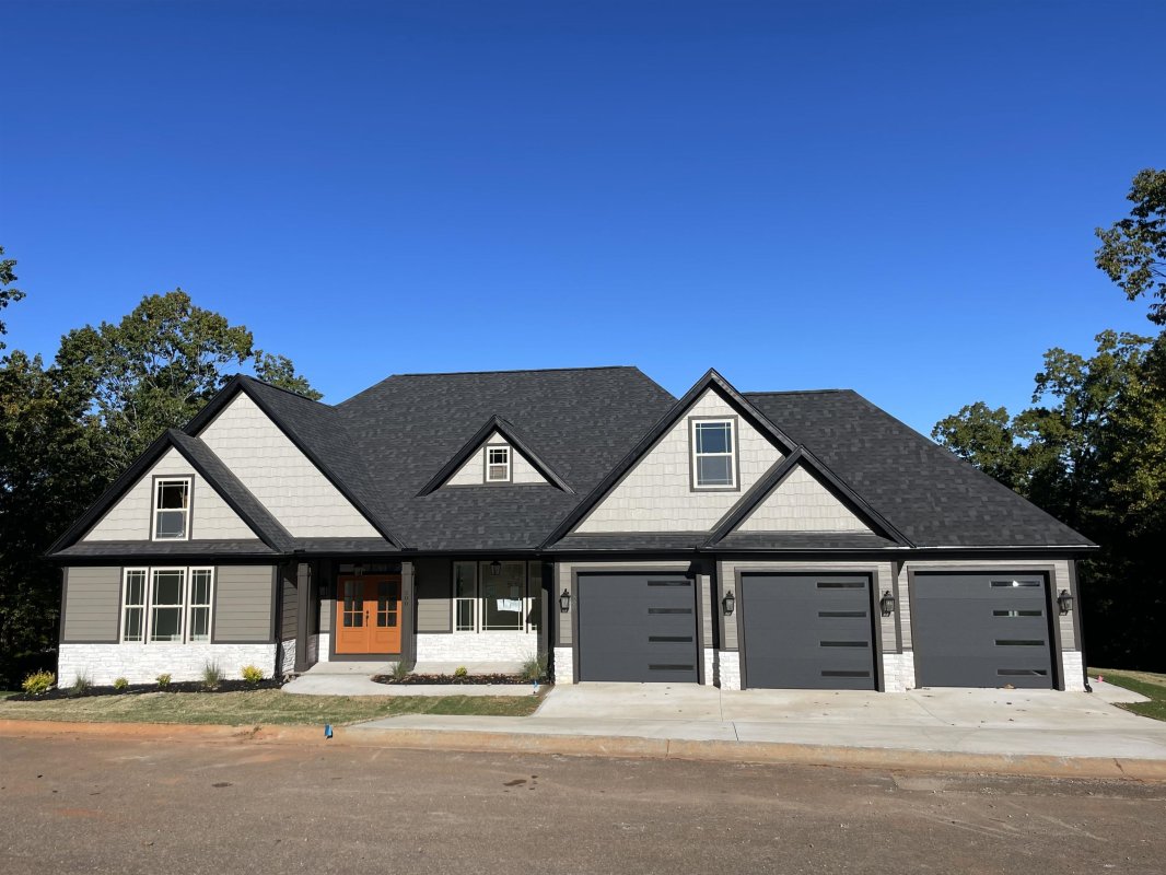 500 Apache Place
