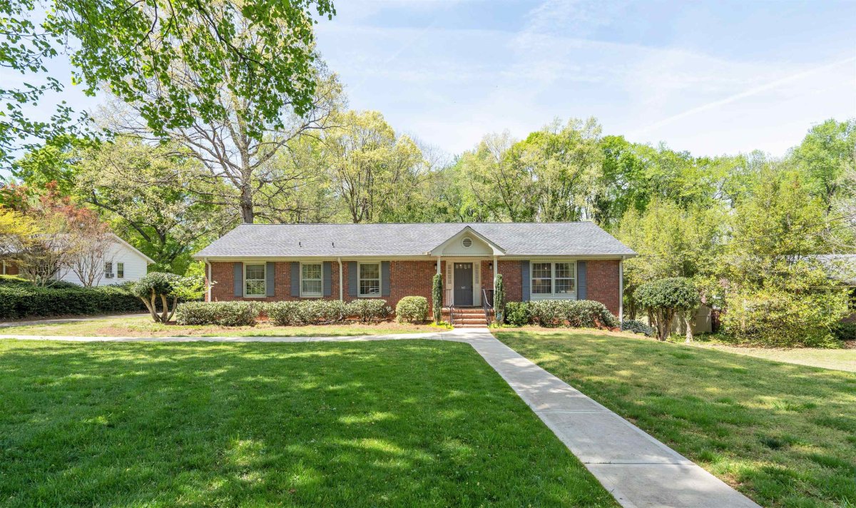 345 Lake Forest Dr