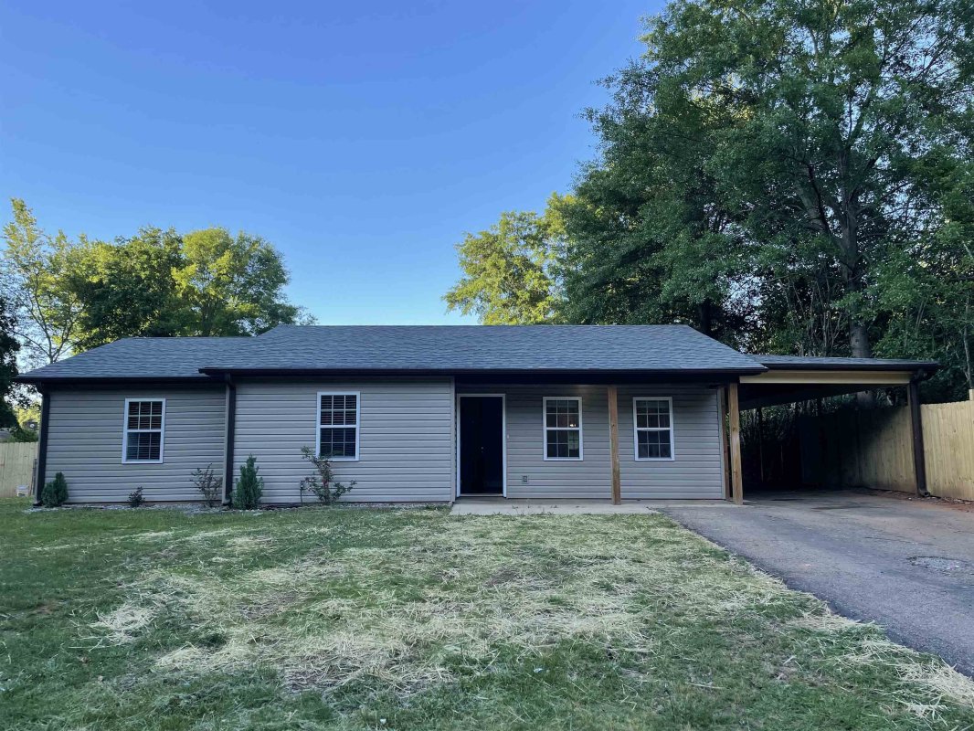 126 Willowood Dr