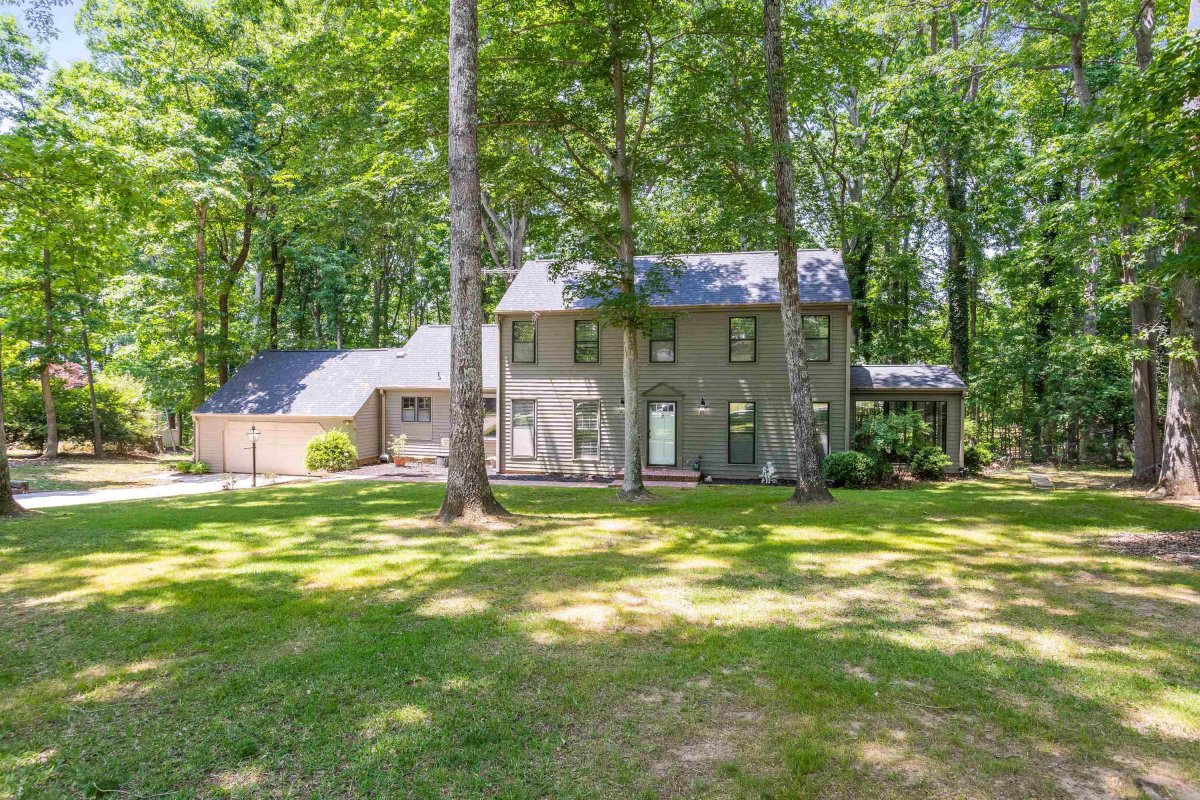 62 Woodwind Dr.