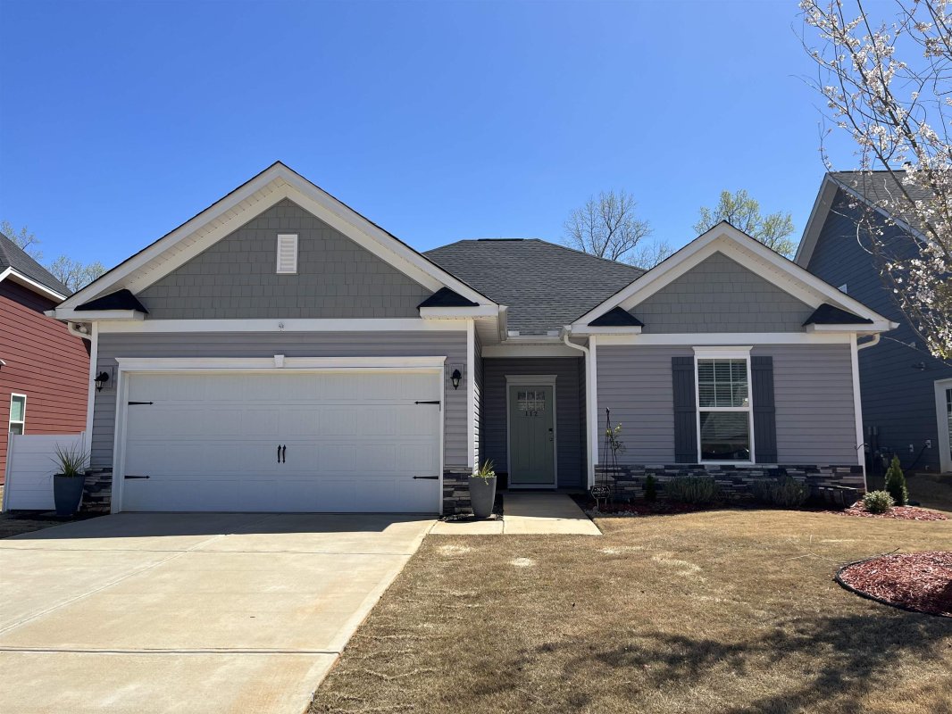 112 Broadleigh Ct