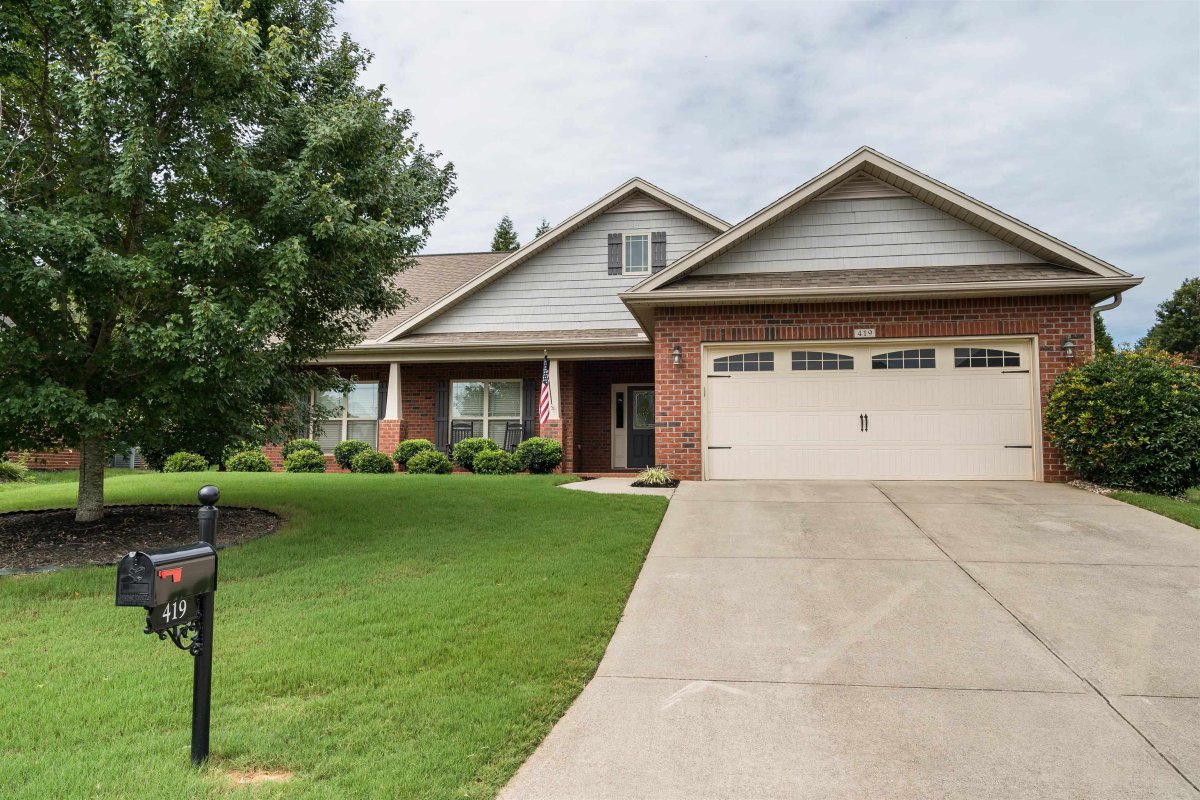 419 Jewelwood Dr