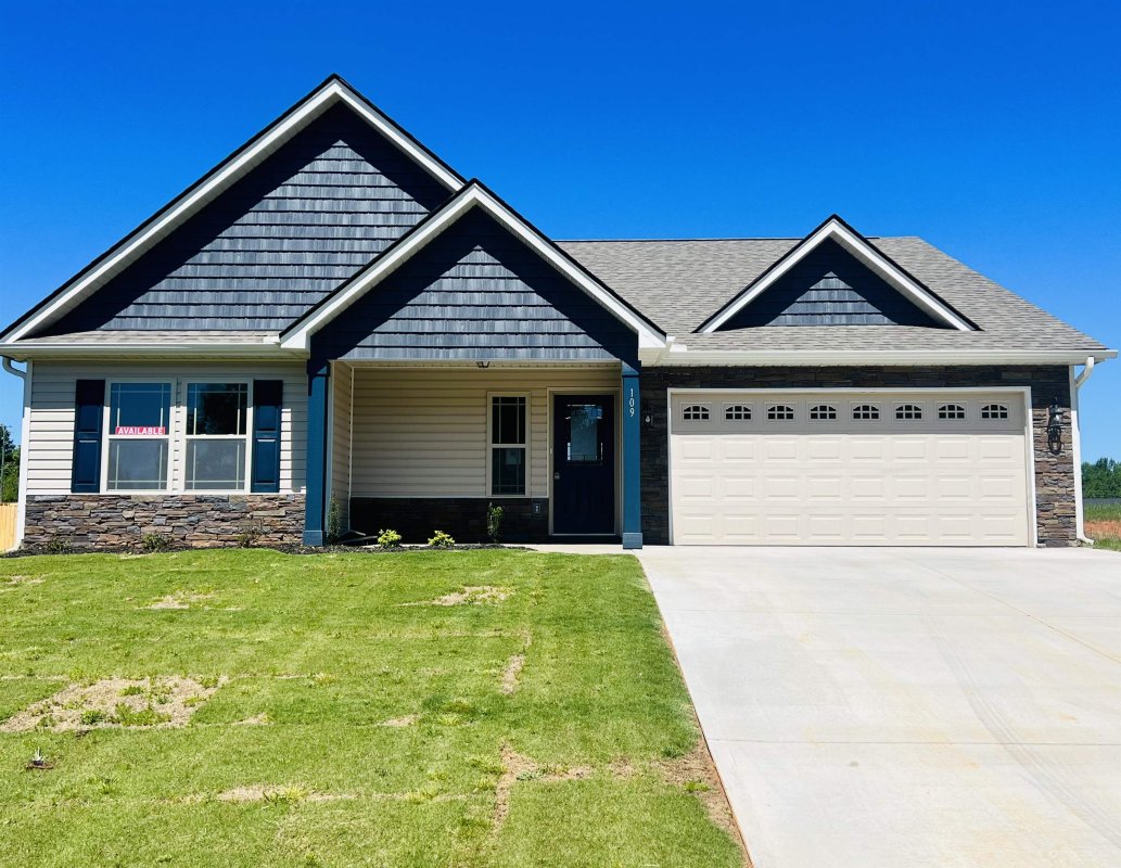109 Double Creek Drive