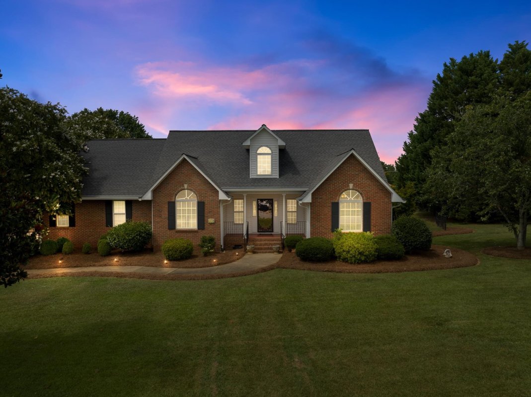310 W Autumn Ridge Road