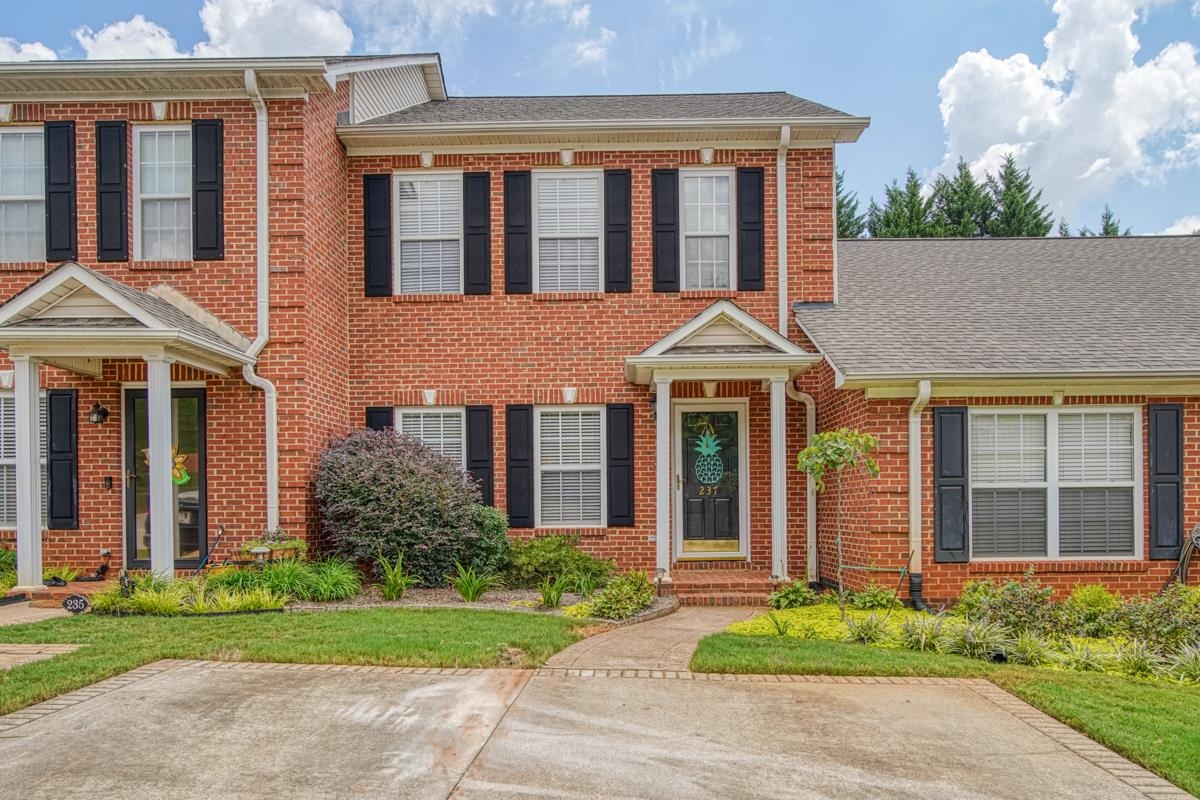 237 Rexford Drive