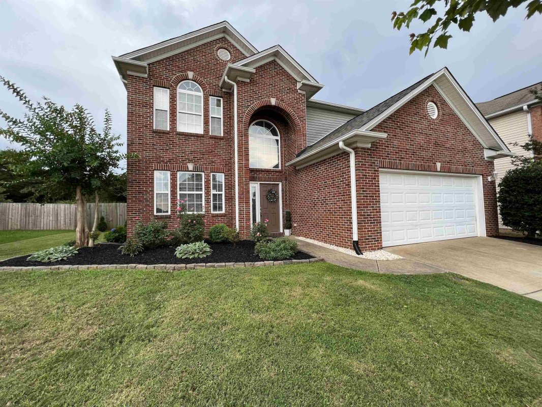 214 Collingwood Ln