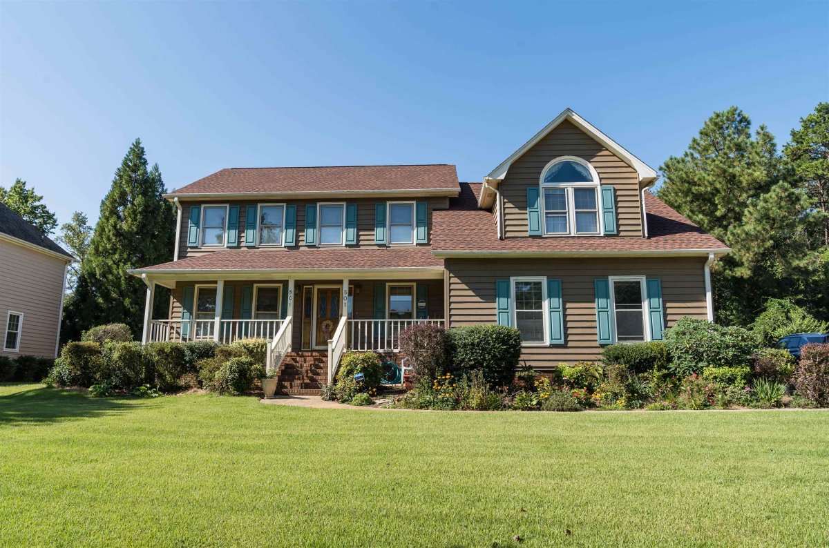 501 Lakewinds Blvd
