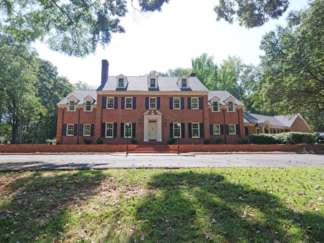 241 Dunbarton Drive