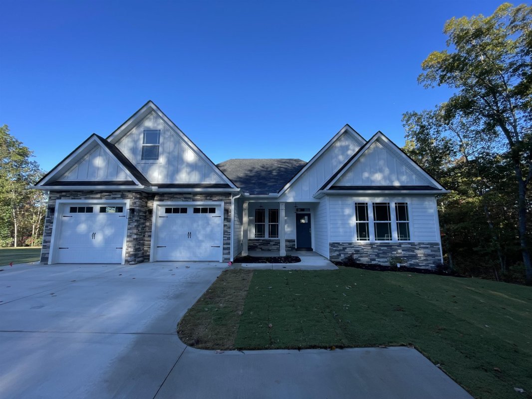 34 Chippewa Court