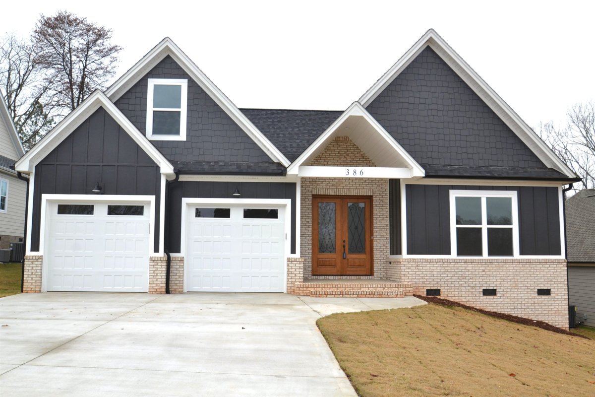 386 Copper Creek Circle