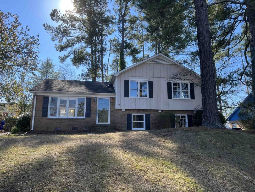 117 Windyrush Rd