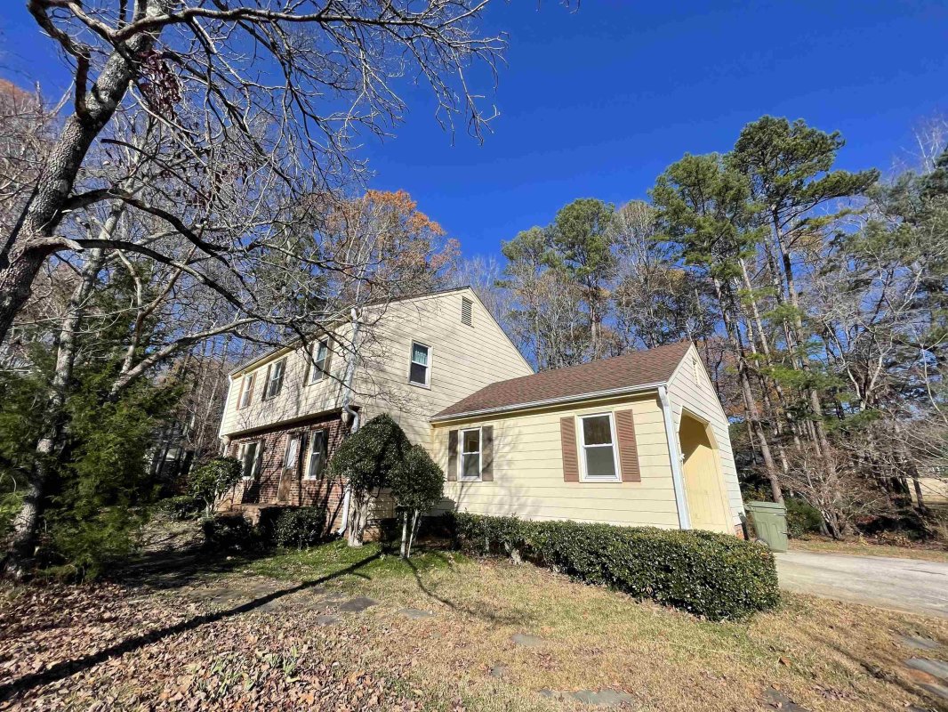 401 Brookside Drive