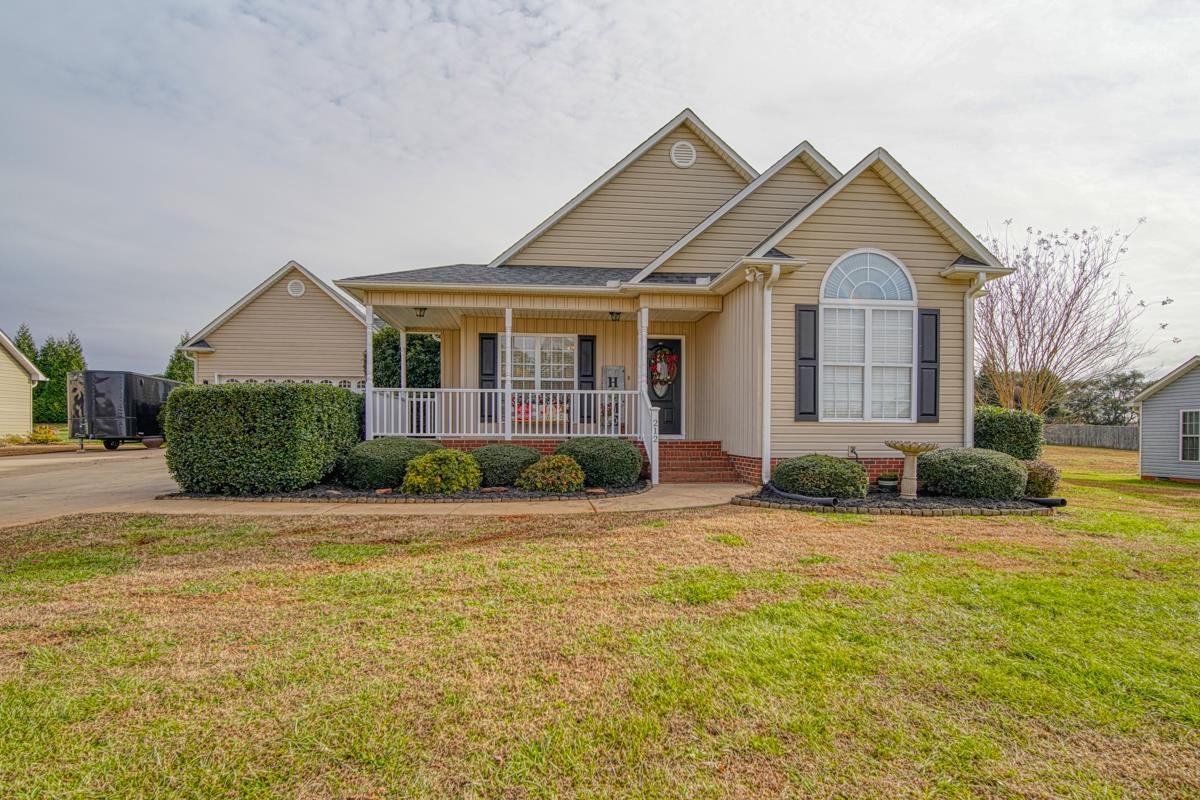 212 Metcalf Court
