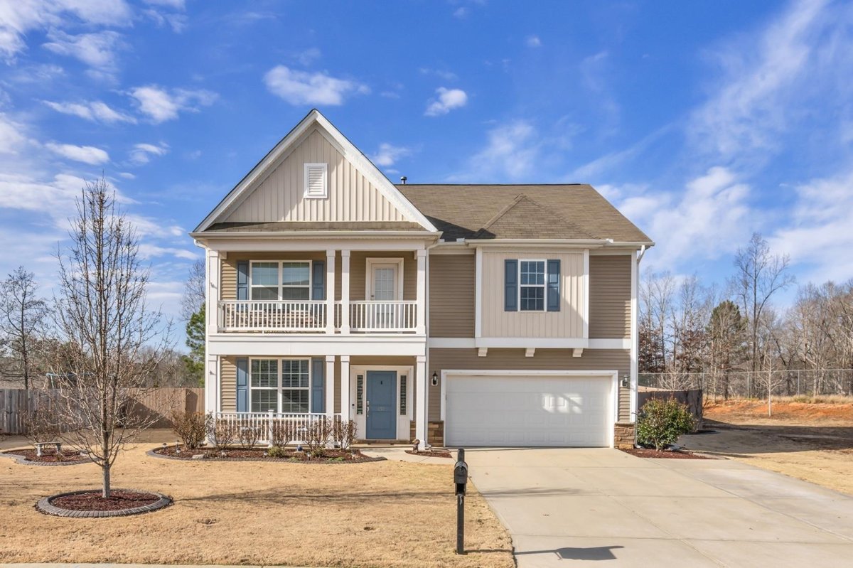 251 Castleton Circle