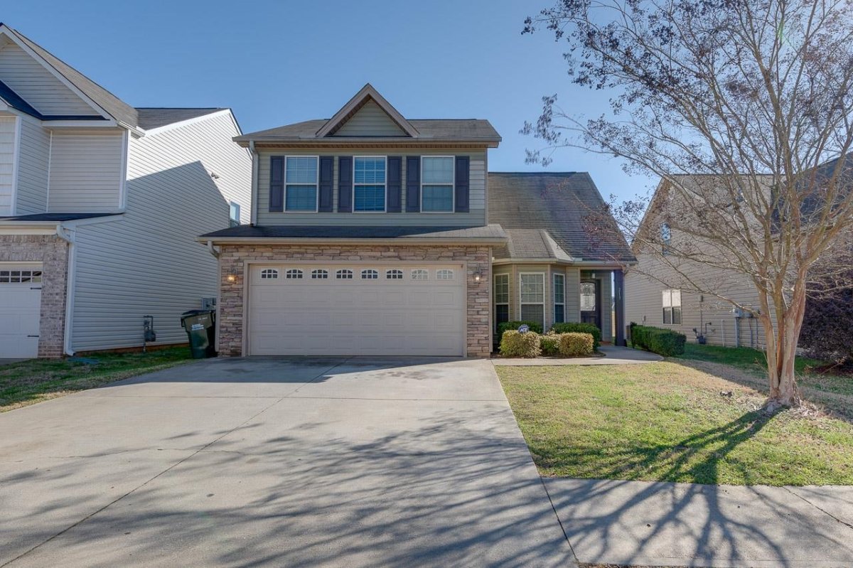 213 Dellwood