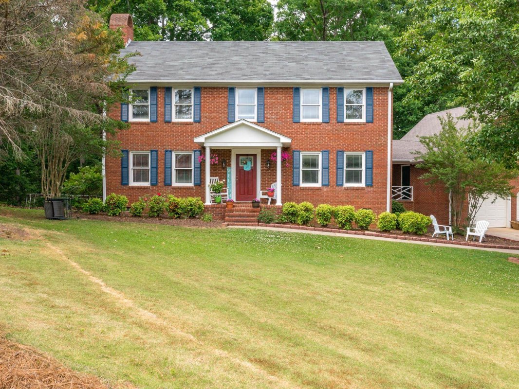 203 Hidden Hill