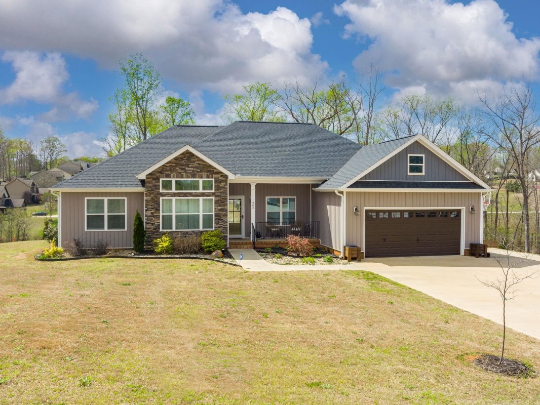 205 Larissa Court