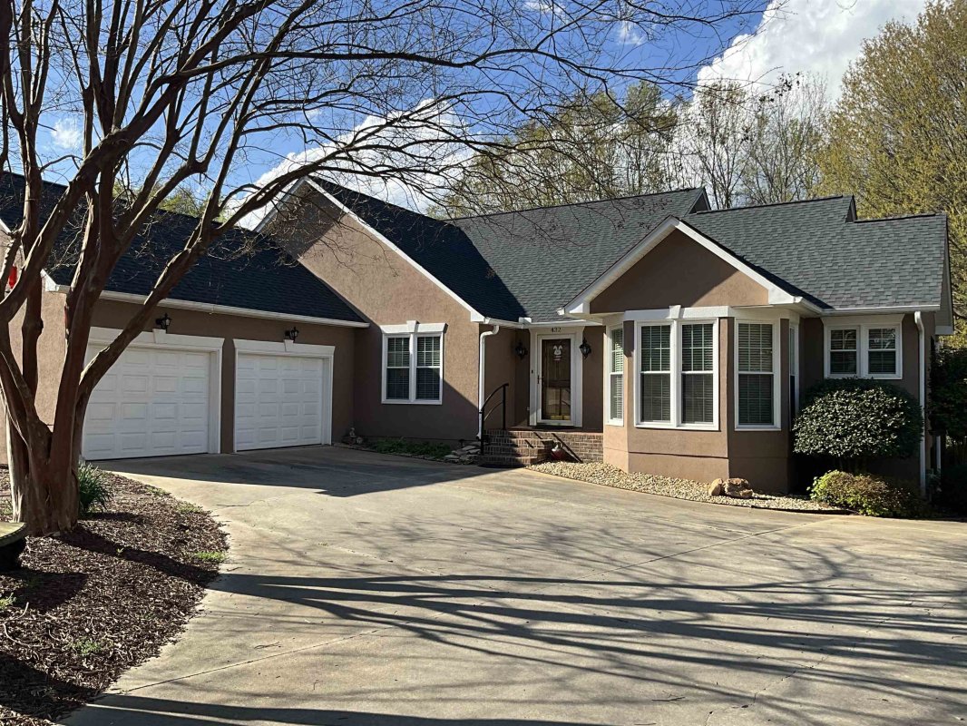 432 Thorn Meadow Lane