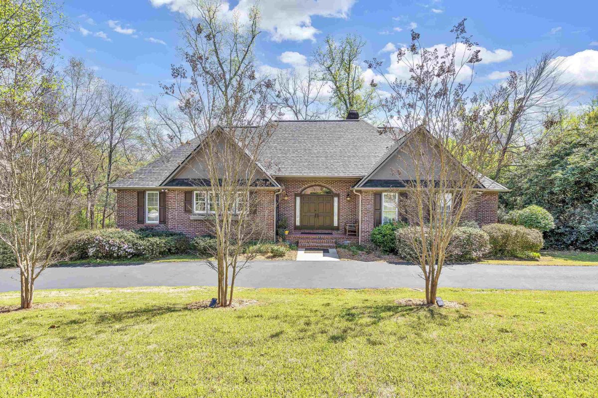9 Round Ridge Court