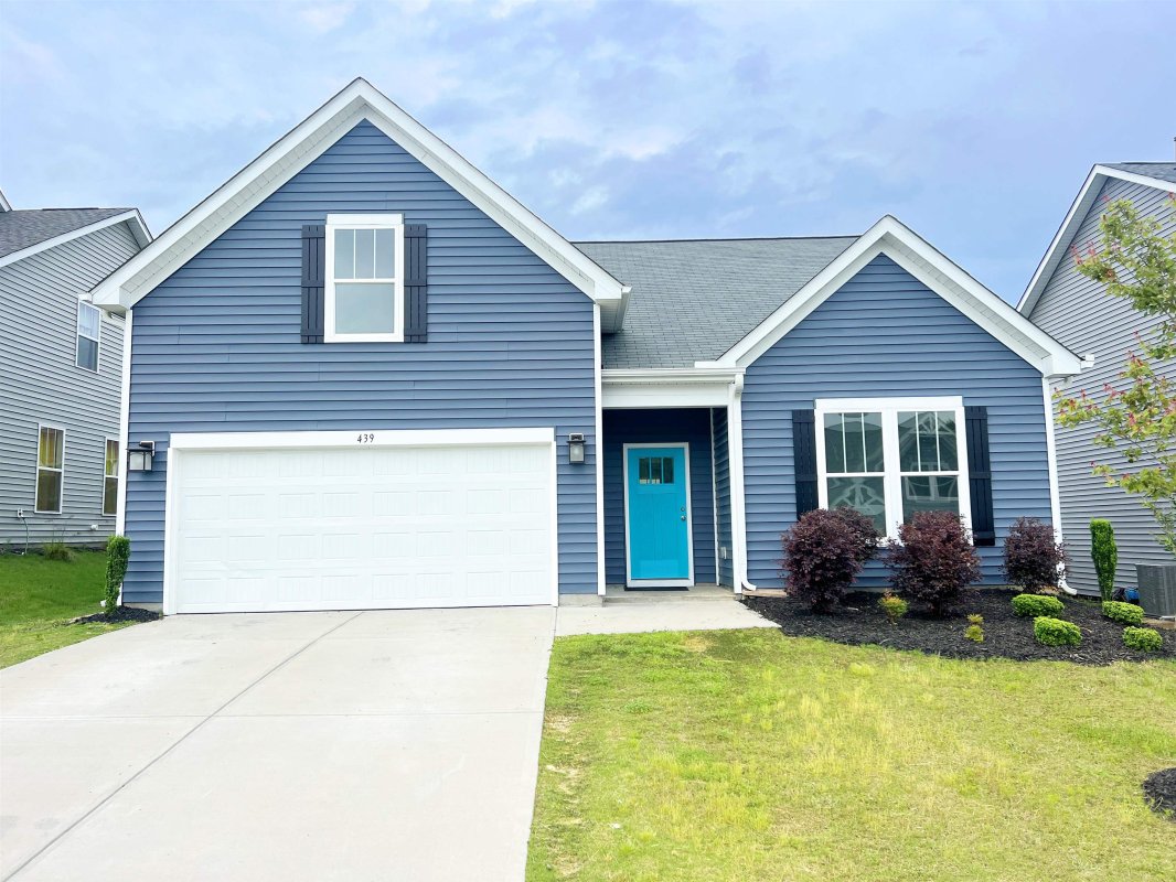 439 Vestry Place