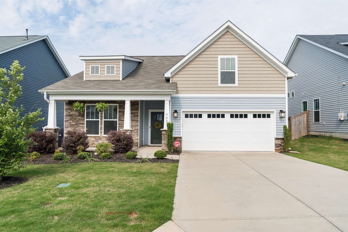 422 Vestry Place