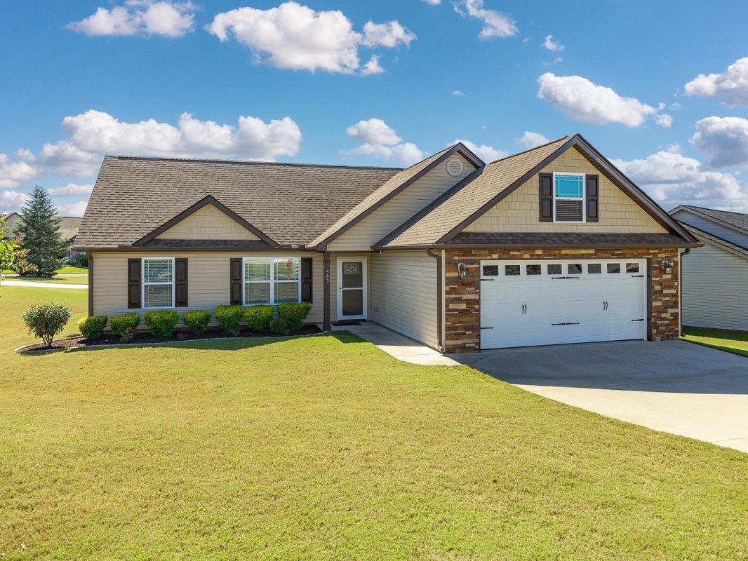 303 Gleaner Drive