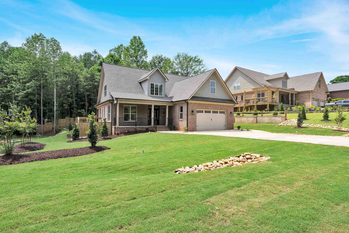 106 S Bennington Drive