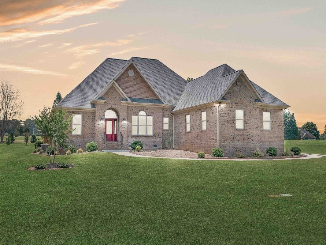 203 Muirfield Drive