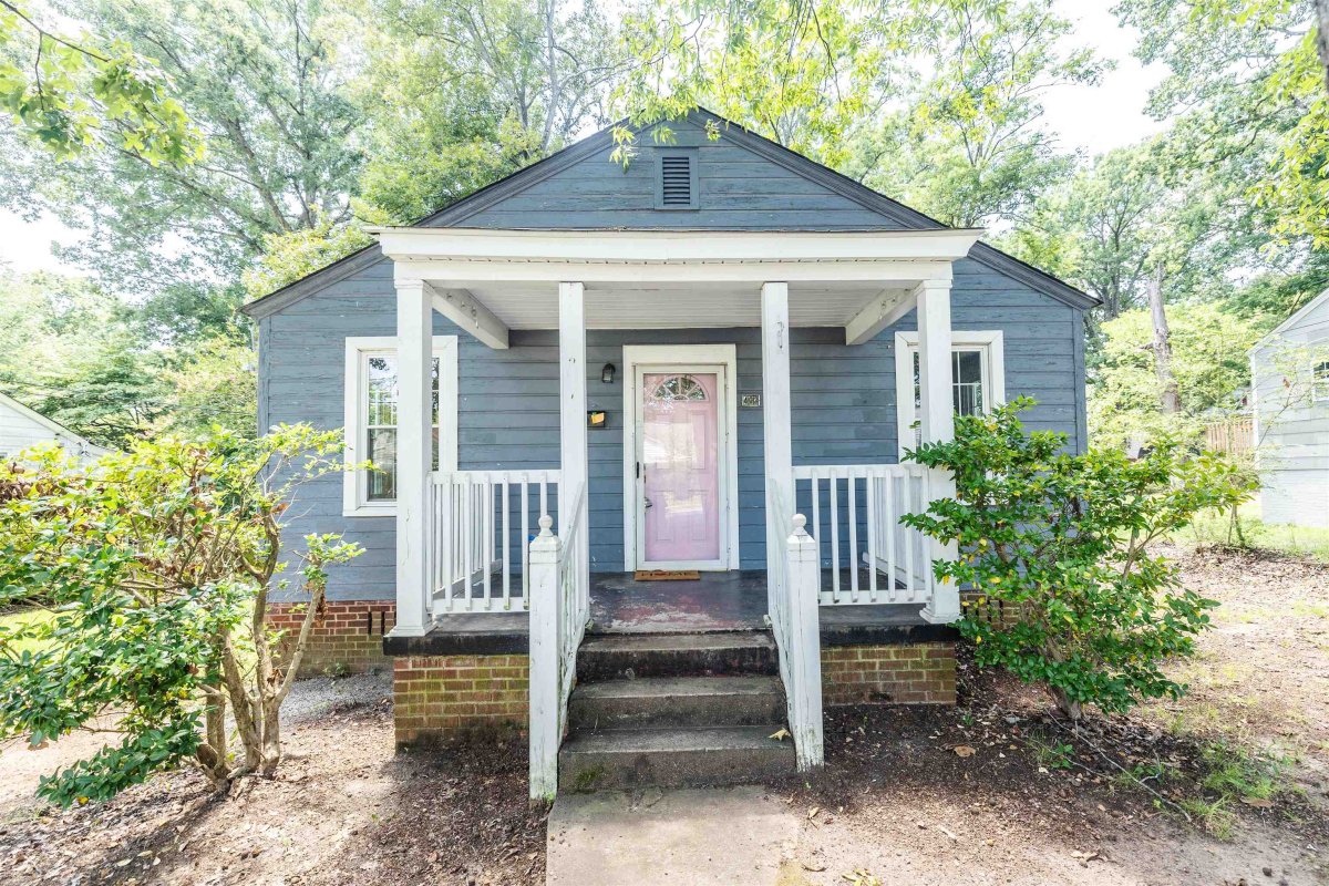 402 Gentry Street