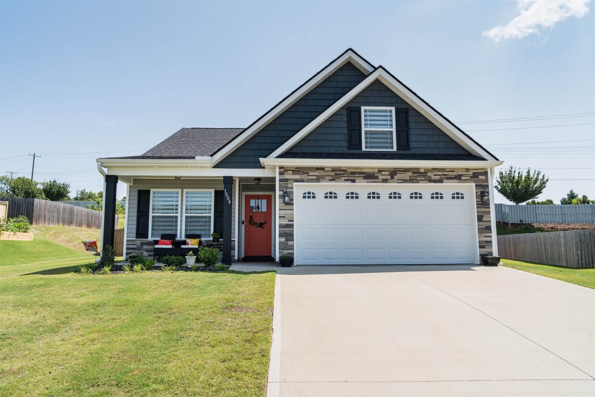 1004 Rosabella Lane