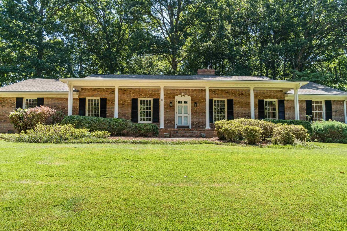 113 Starline Drive