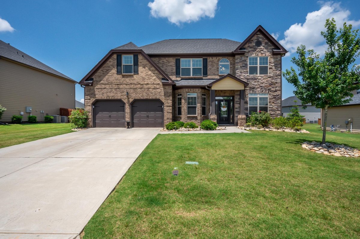 11 Hanlon Drive