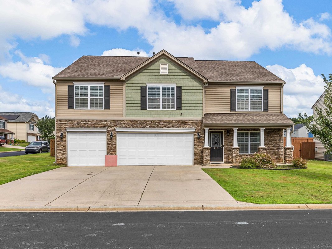 416 Saddleback Trail